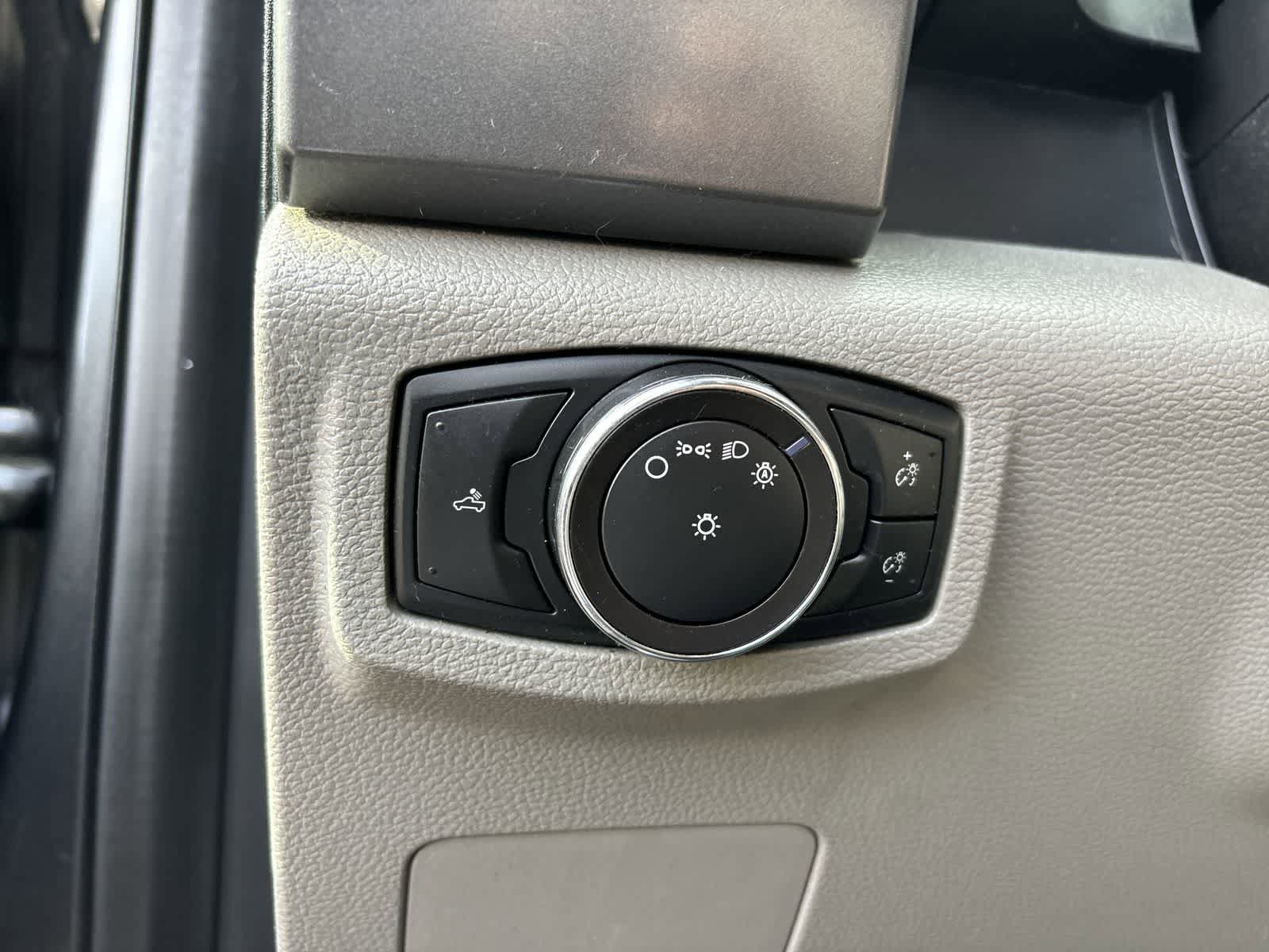Used 2018 Ford F250 XLT AWD/4WD image 11