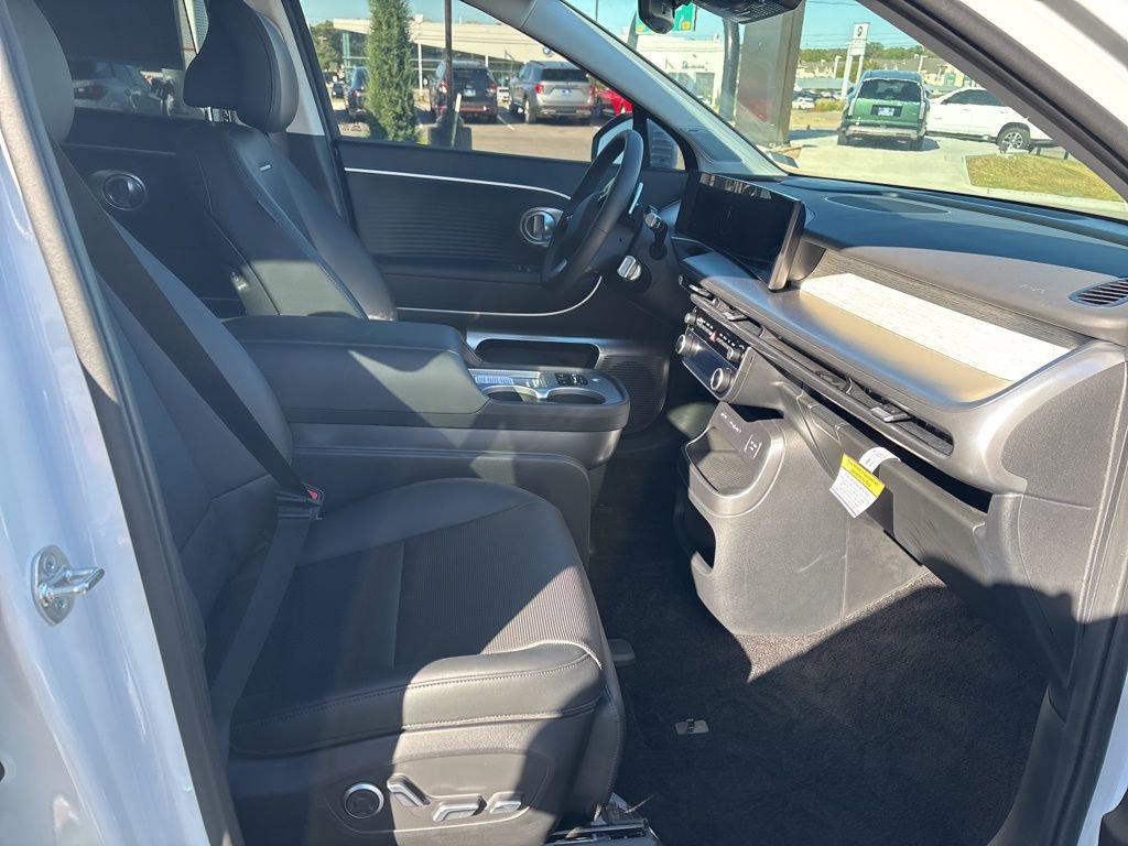 New 2026 Hyundai Ioniq 9 Limited image 15