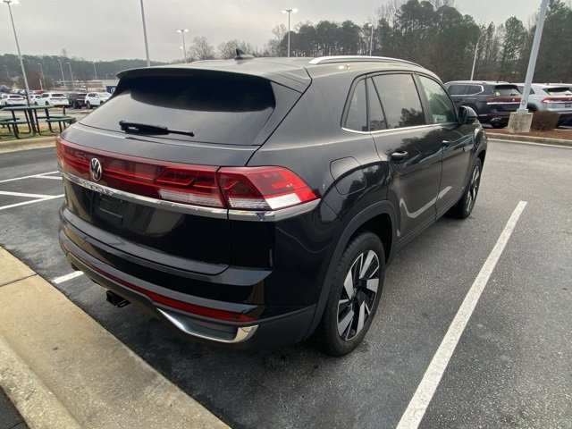 Used 2024 Volkswagen Atlas Cross Sport SE image 11