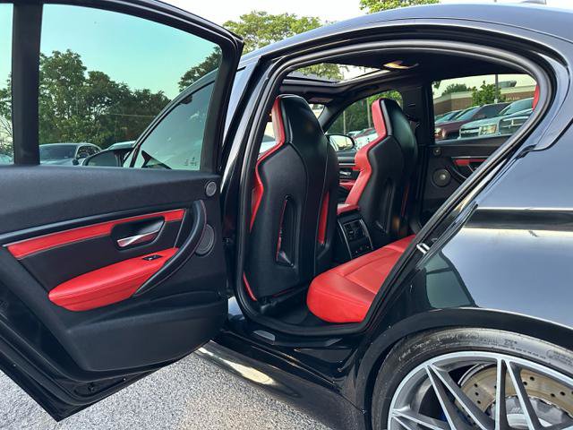 Used 2017 BMW M3 RWD image 14