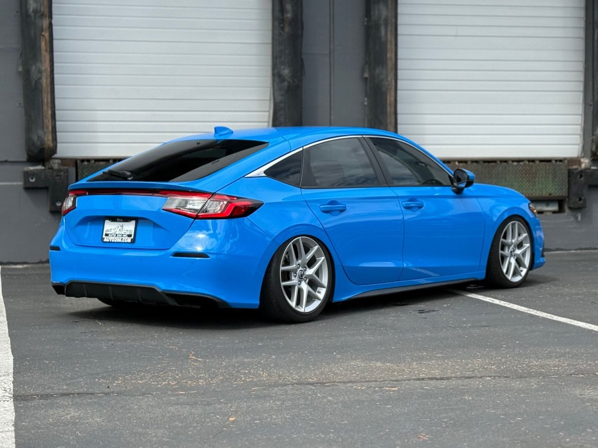 Used 2023 Honda Civic Sport Touring image 3