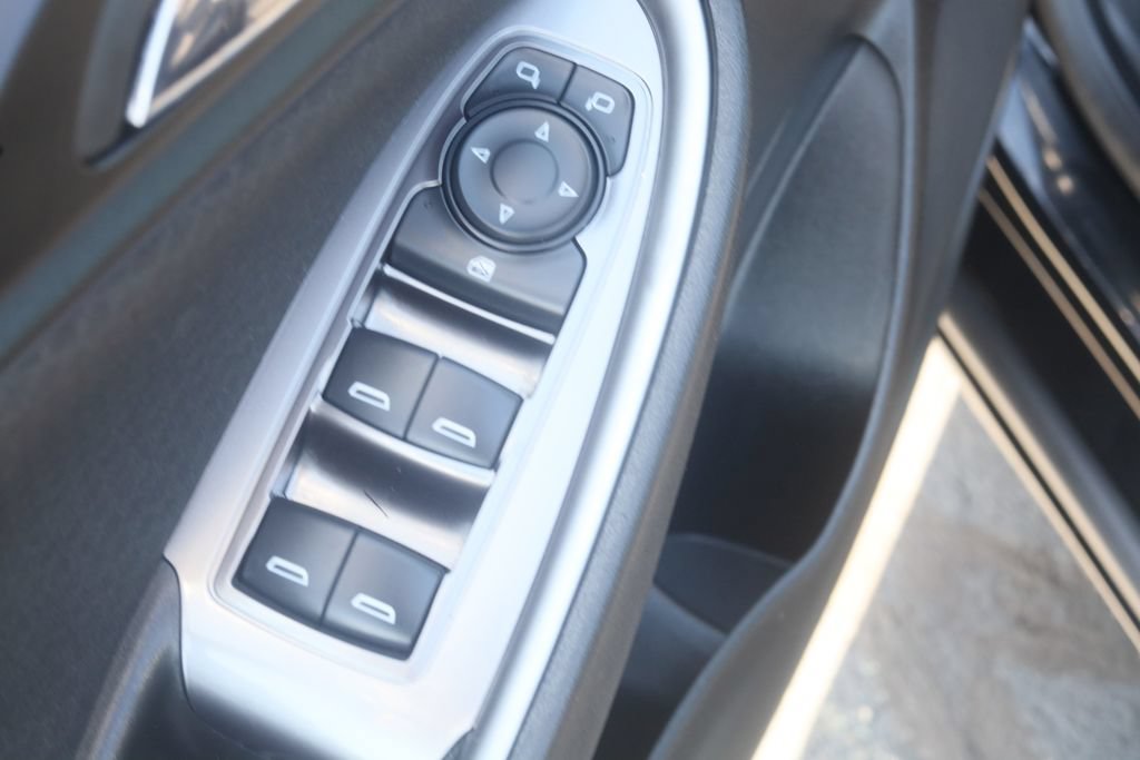 Used 2018 Chevrolet Malibu LS FWD image 6