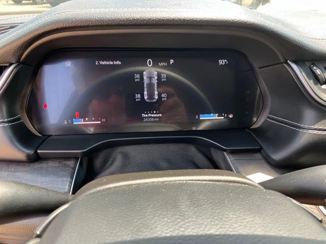 Certified 2023 Jeep Grand Cherokee Limited w/ Luxury Tech Group II AWD/4WD image 16