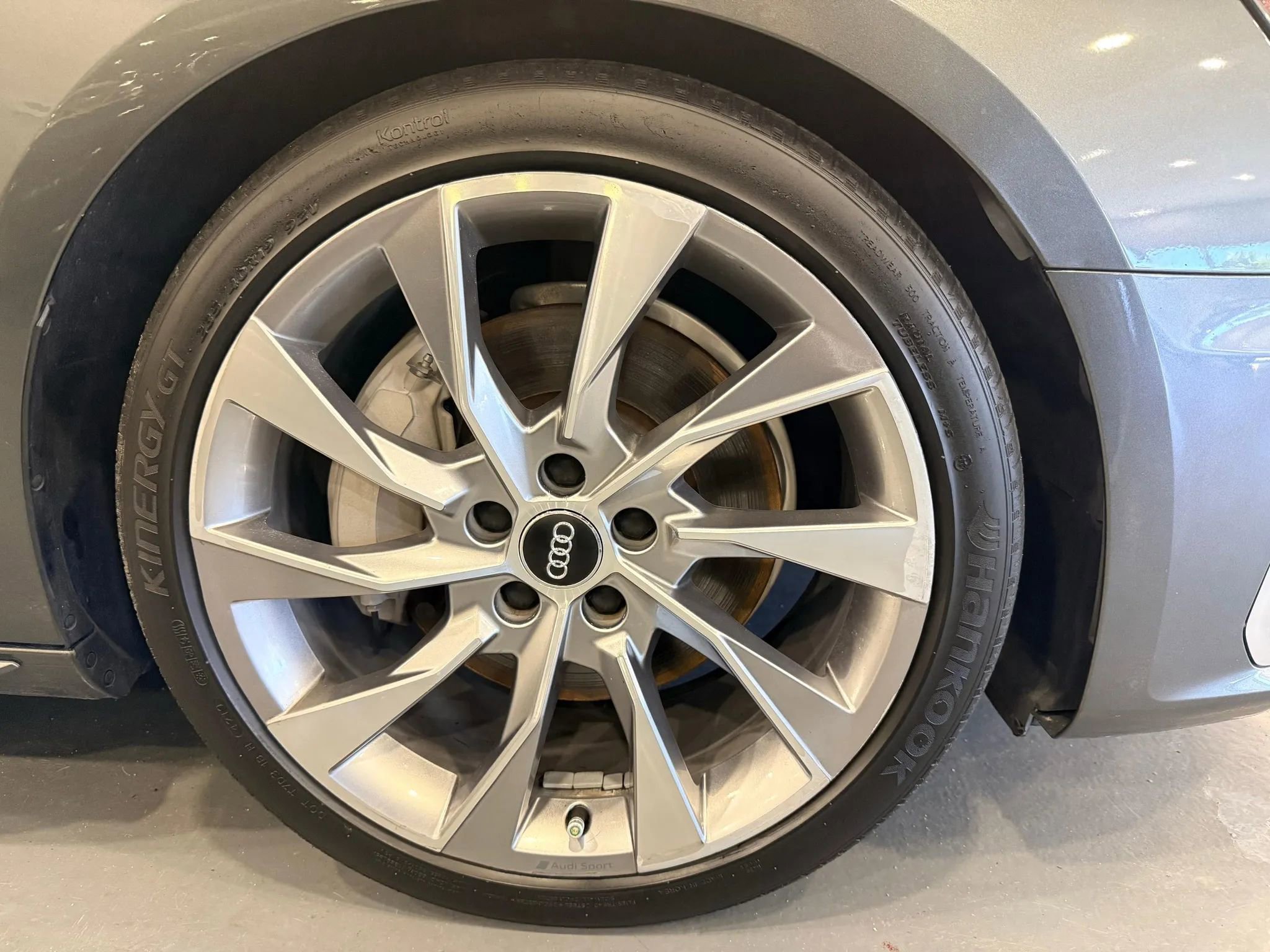 Used 2020 Audi A4 2.0T Premium Plus w/ Premium Plus Package AWD/4WD image 34