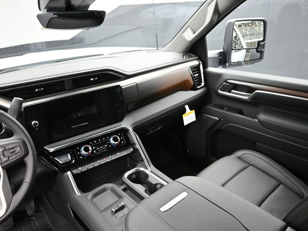 New 2026 GMC Sierra 3500 Denali w/ Technology Package image 15
