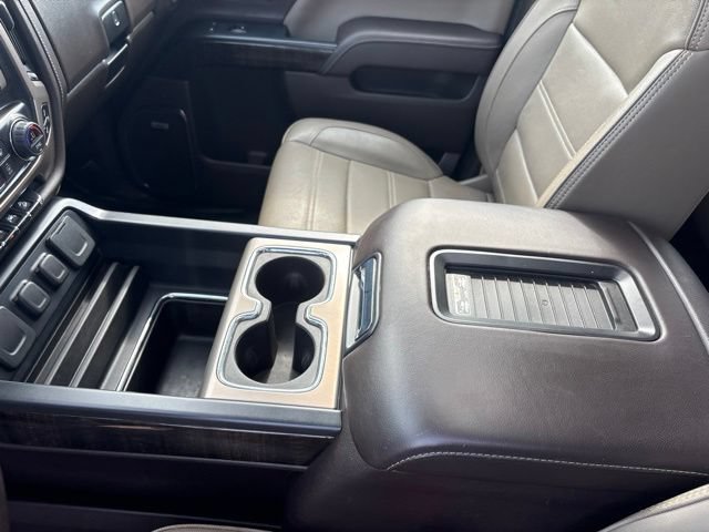 Used 2016 GMC Sierra 1500 Denali w/ Enhanced Driver Alert Package AWD/4WD image 27