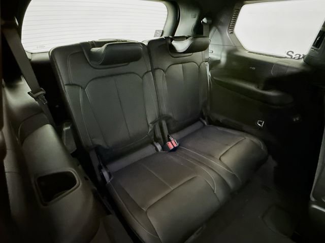 New 2025 Jeep Grand Cherokee L Overland w/ Trailer Tow Package image 28