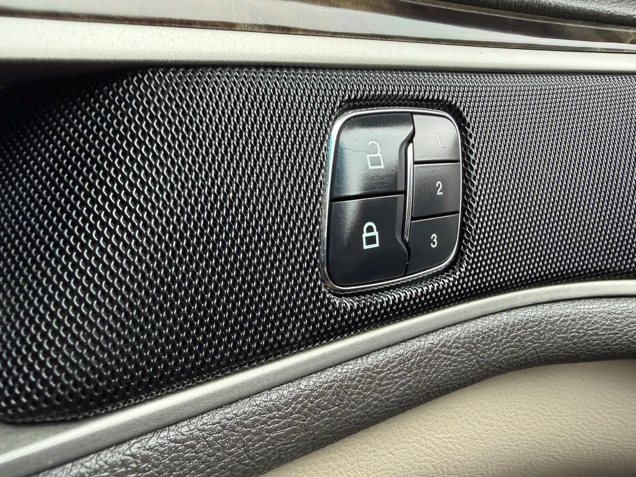 Used 2016 Lincoln MKZ w/ Equipment Group 200A Select FWD image 30