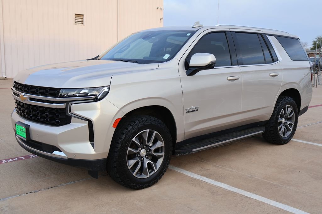 Used 2021 Chevrolet Tahoe LT w/ LT Signature Package RWD image 3