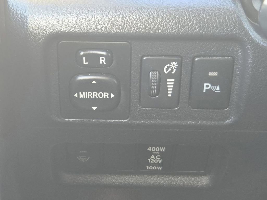 Used 2018 Toyota 4Runner Limited image 24