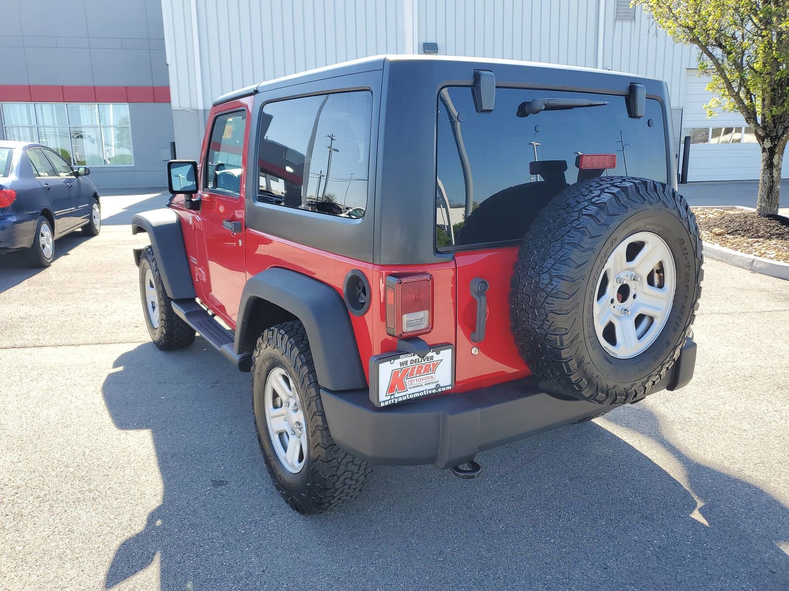 Used 2012 Jeep Wrangler Sport AWD/4WD image 3