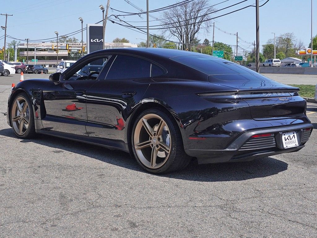 Used 2022 Porsche Taycan RWD image 13