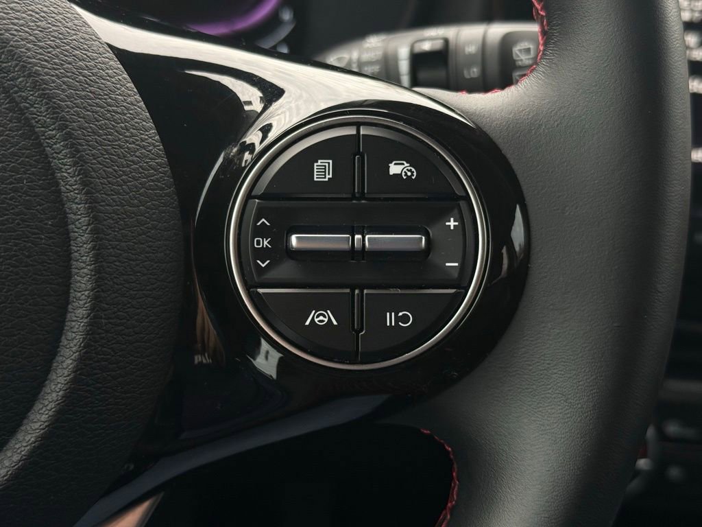Certified 2024 Kia Soul GT-Line image 25