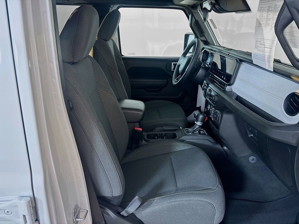 Used 2025 Jeep Gladiator Sport image 26