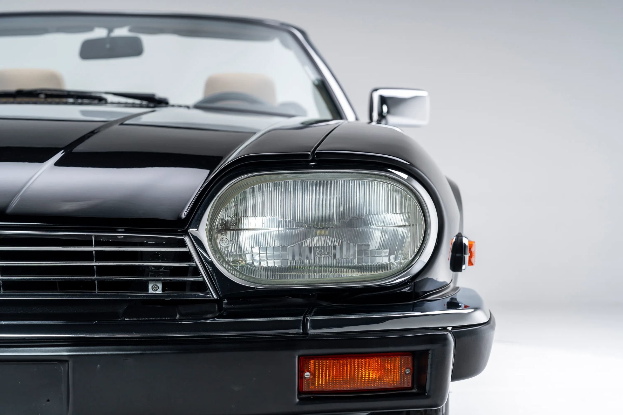 Used 1990 Jaguar XJS V12 Convertible RWD image 15