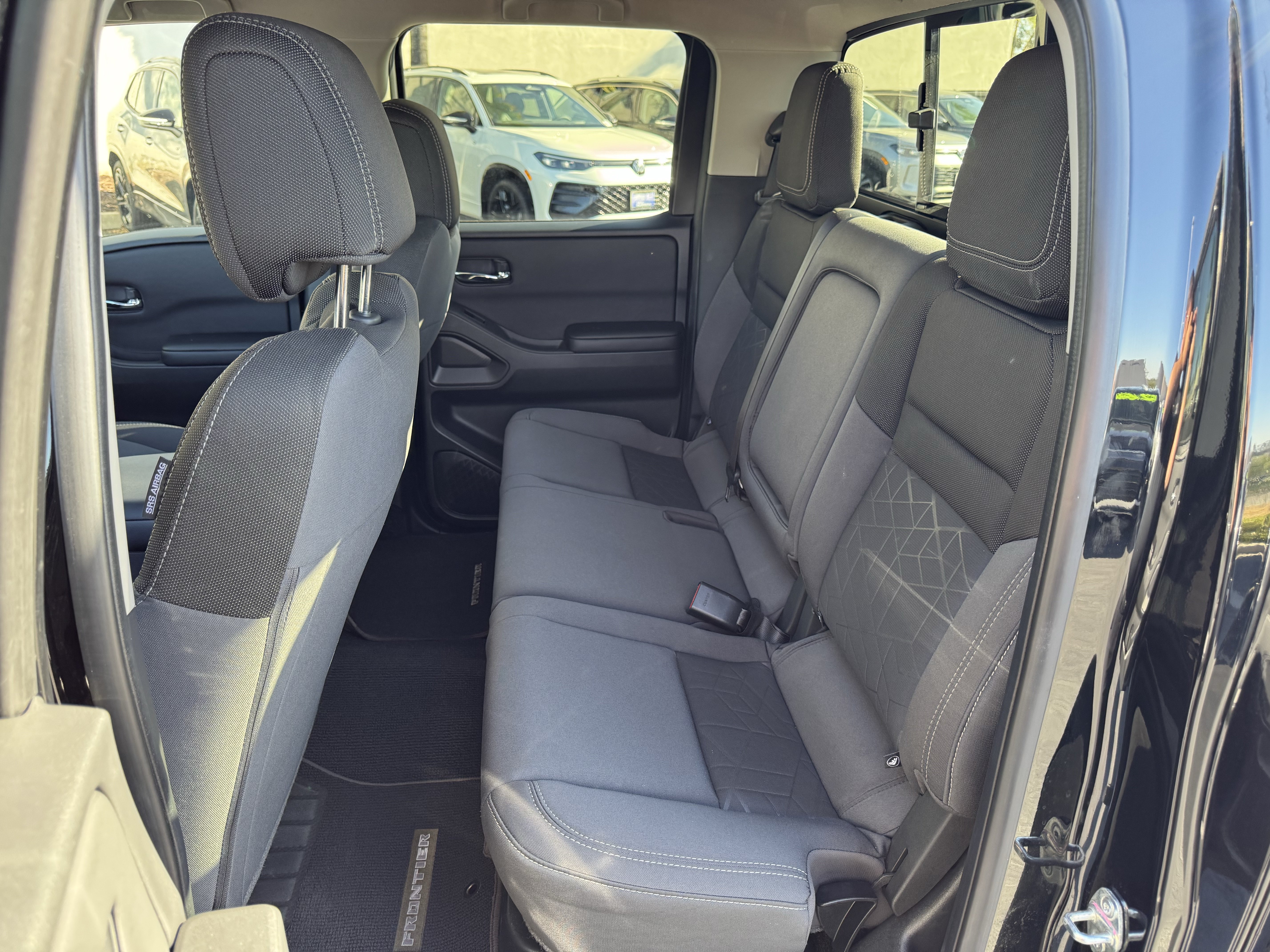 Used 2026 Nissan Frontier SV w/ SV Convenience Package RWD image 31