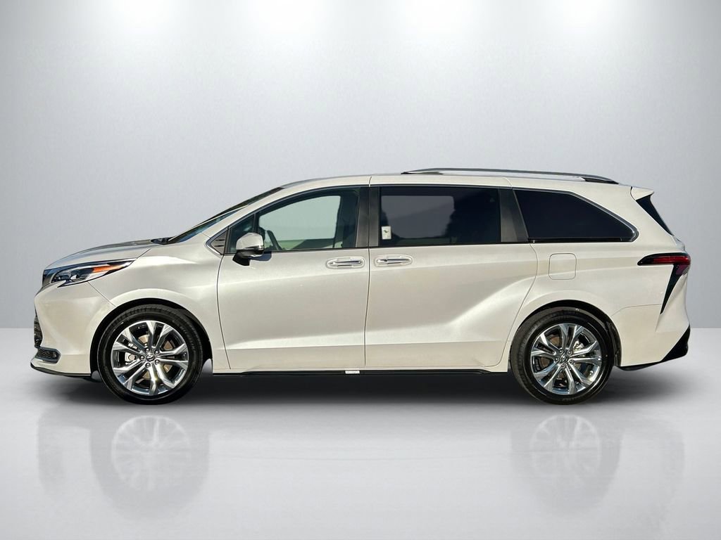 Certified 2023 Toyota Sienna Platinum image 8