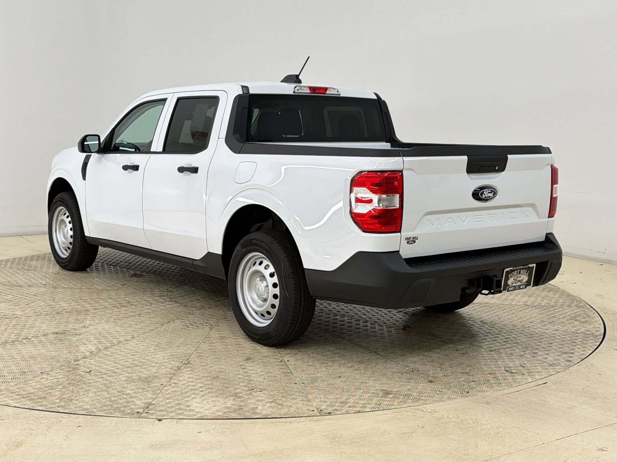 New 2026 Ford Maverick XL FWD image 3