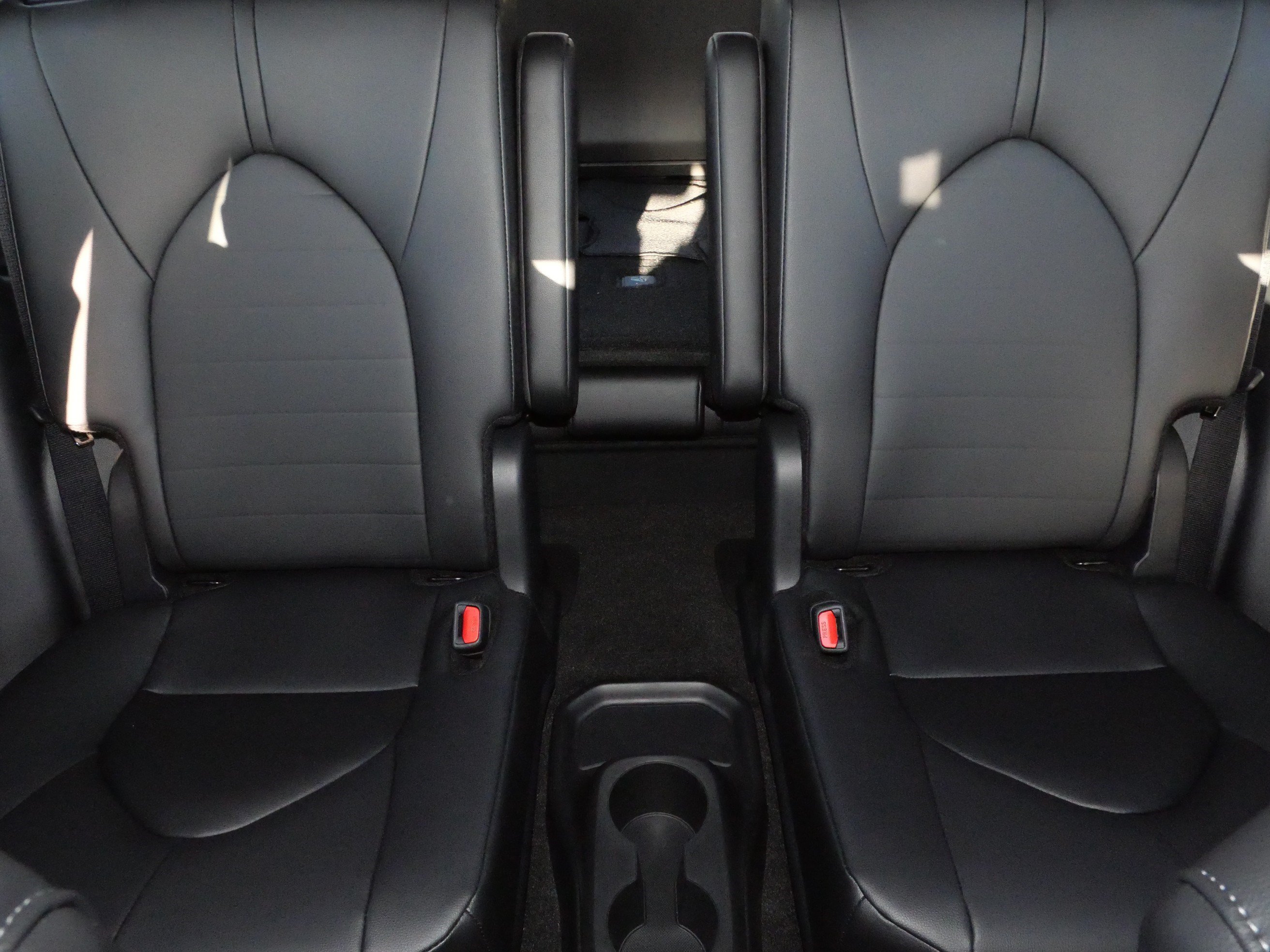 Certified 2026 Toyota Highlander XLE AWD/4WD image 14