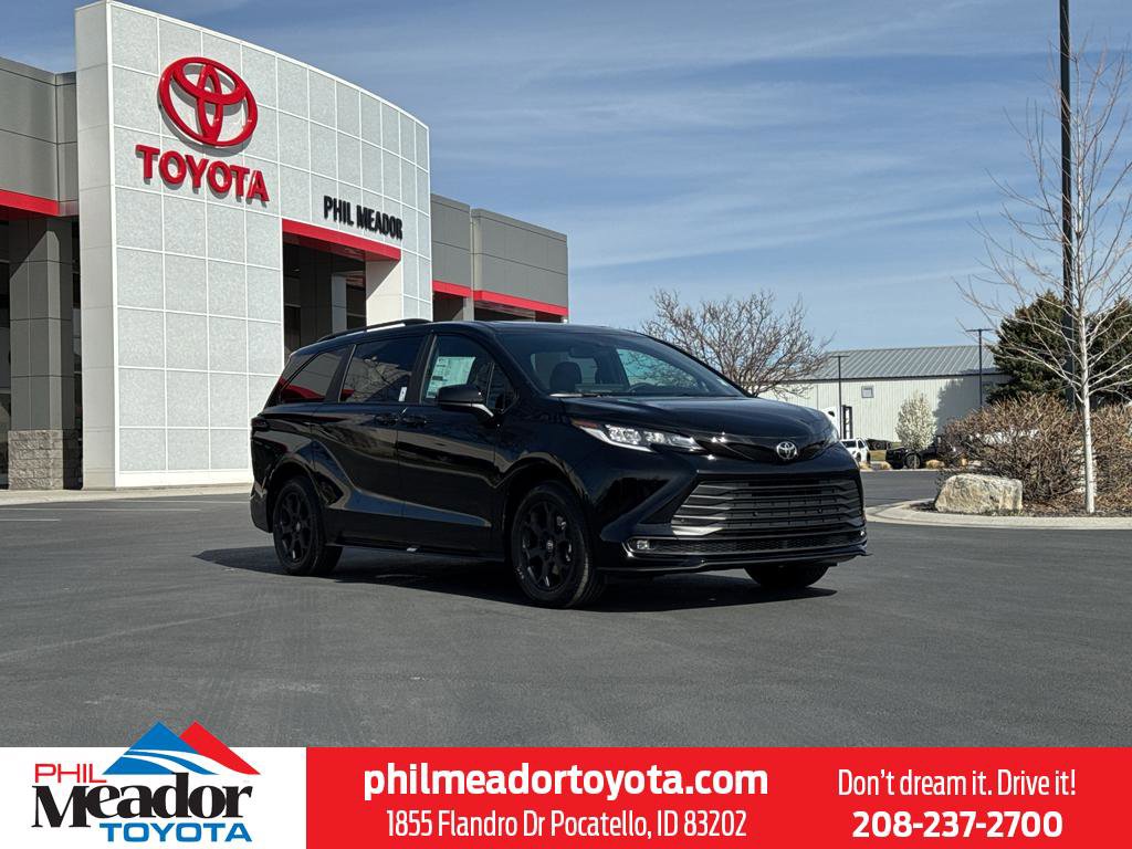 New 2026 Toyota Sienna XLE Woodland Edition image 1