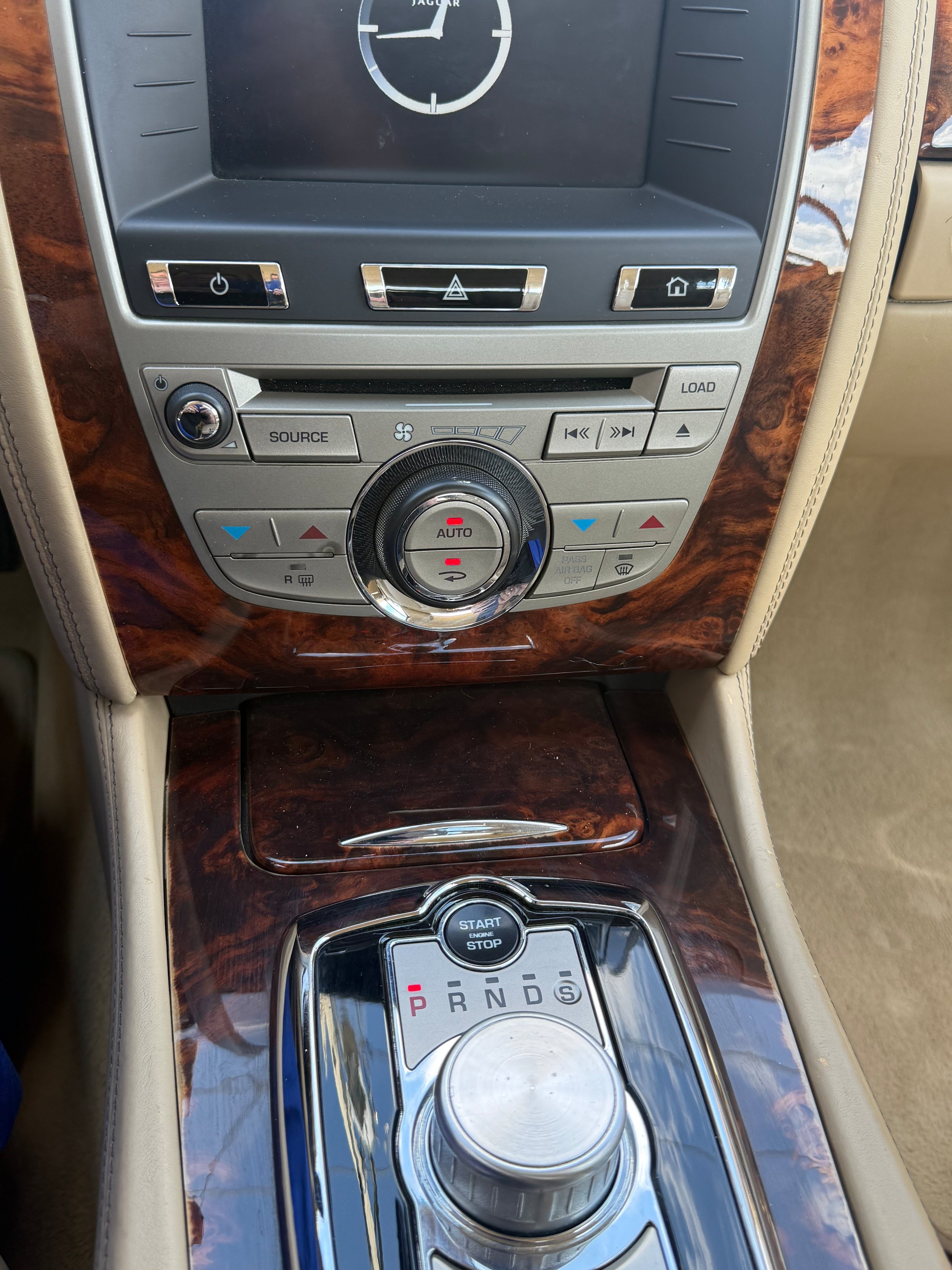 Used 2011 Jaguar XK Convertible RWD image 9
