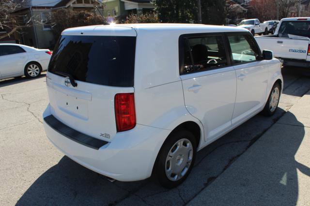 Used 2009 Scion xB Wagon image 5