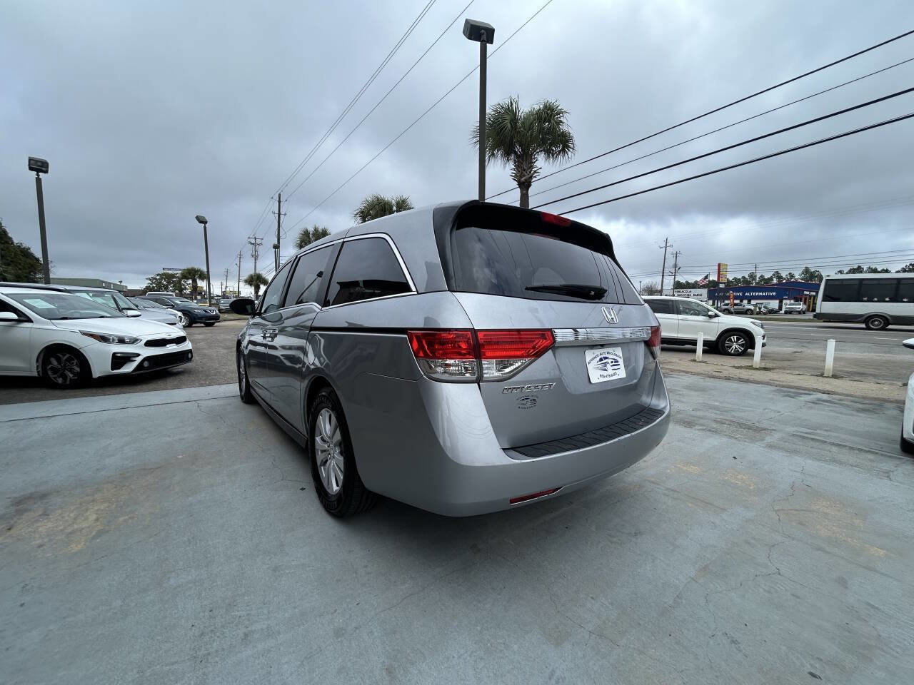 Used 2016 Honda Odyssey EX-L image 5