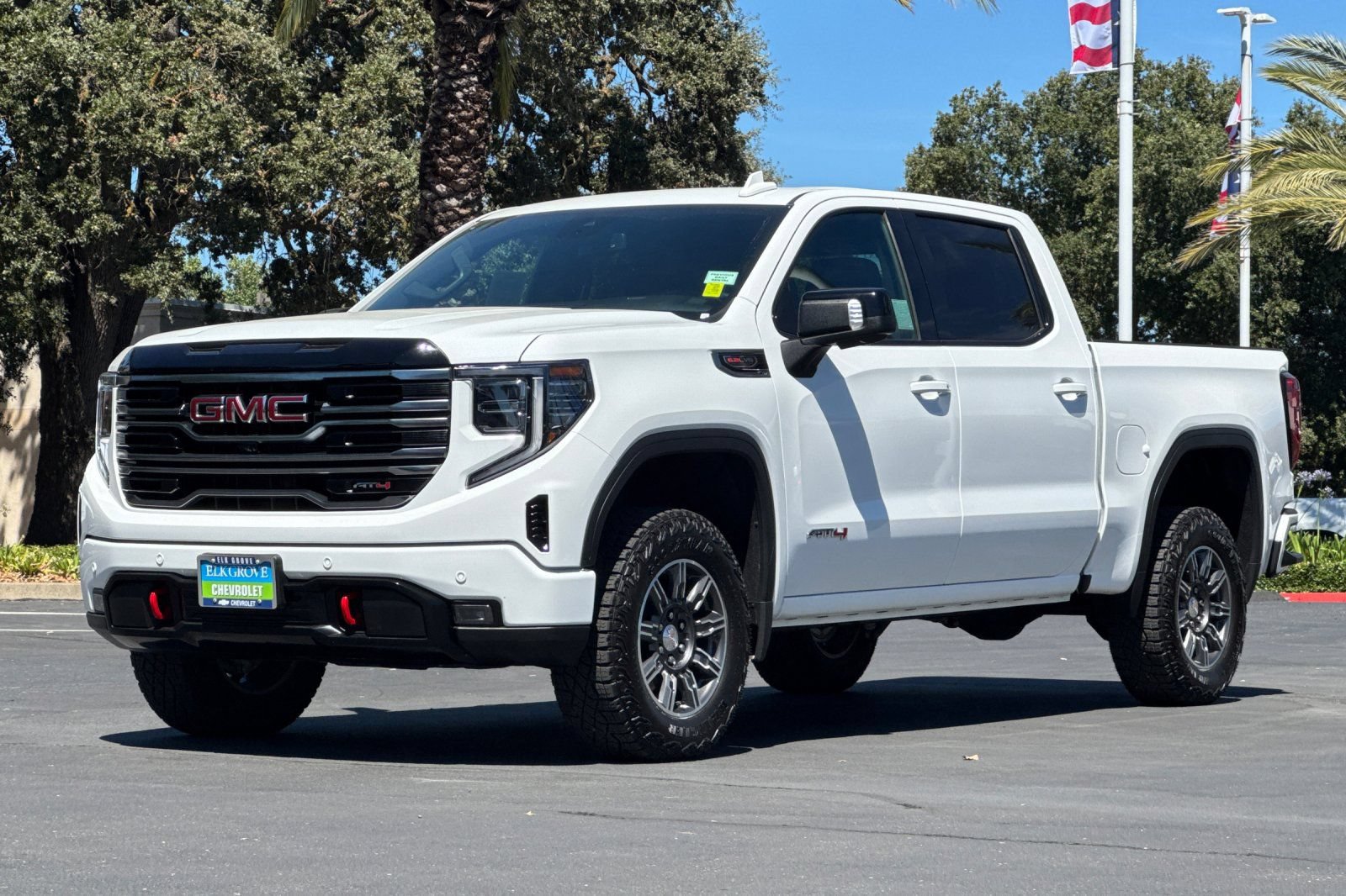 Used 2025 GMC Sierra 1500 AT4 AWD/4WD image 7