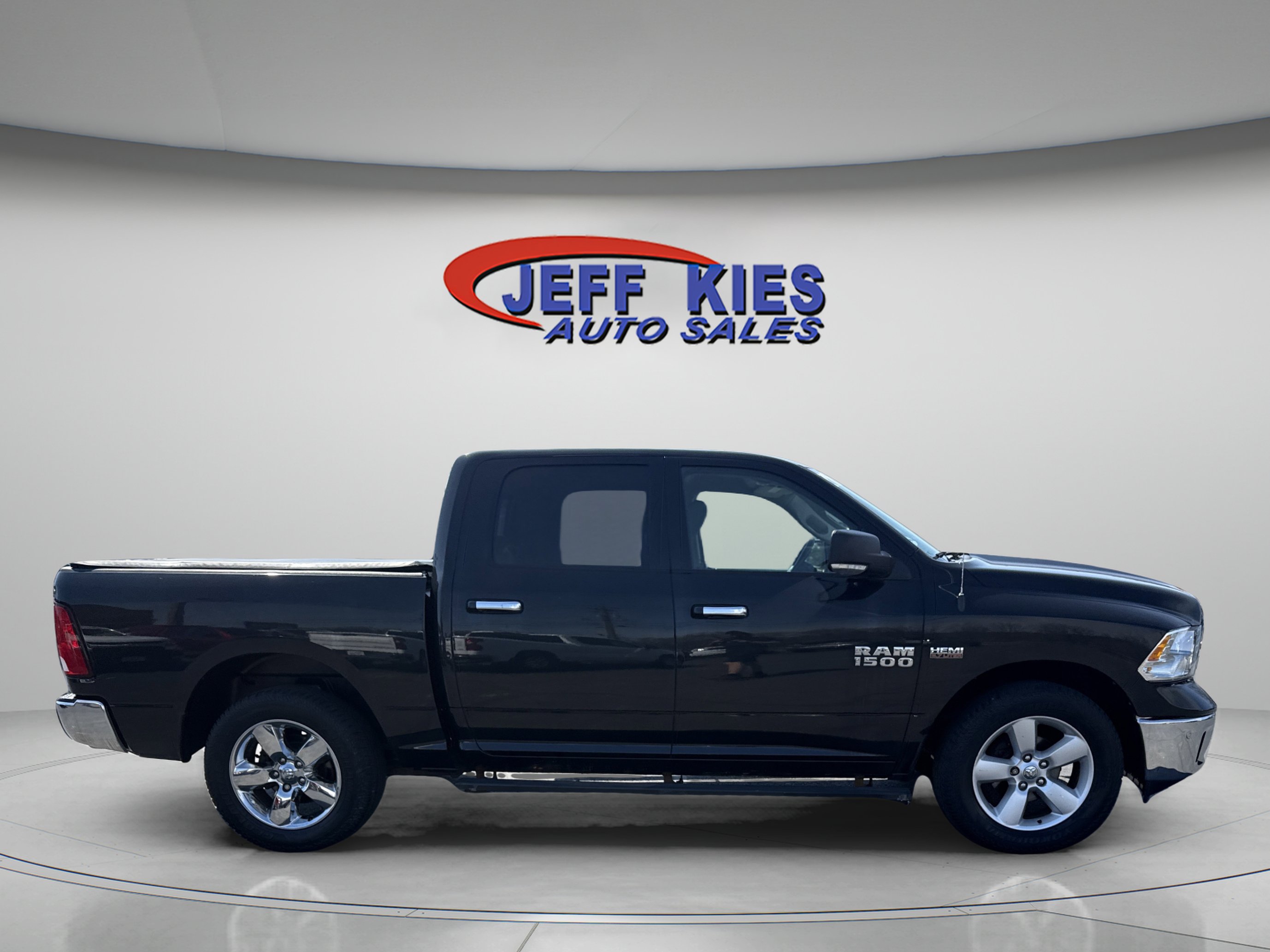 Used 2018 RAM 1500 Big Horn AWD/4WD image 4