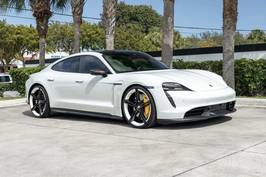 Used 2021 Porsche Taycan Turbo S image 10