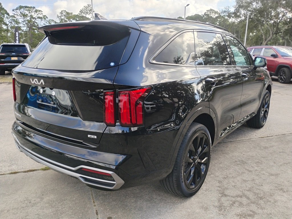 Used 2023 Kia Sorento SX image 6