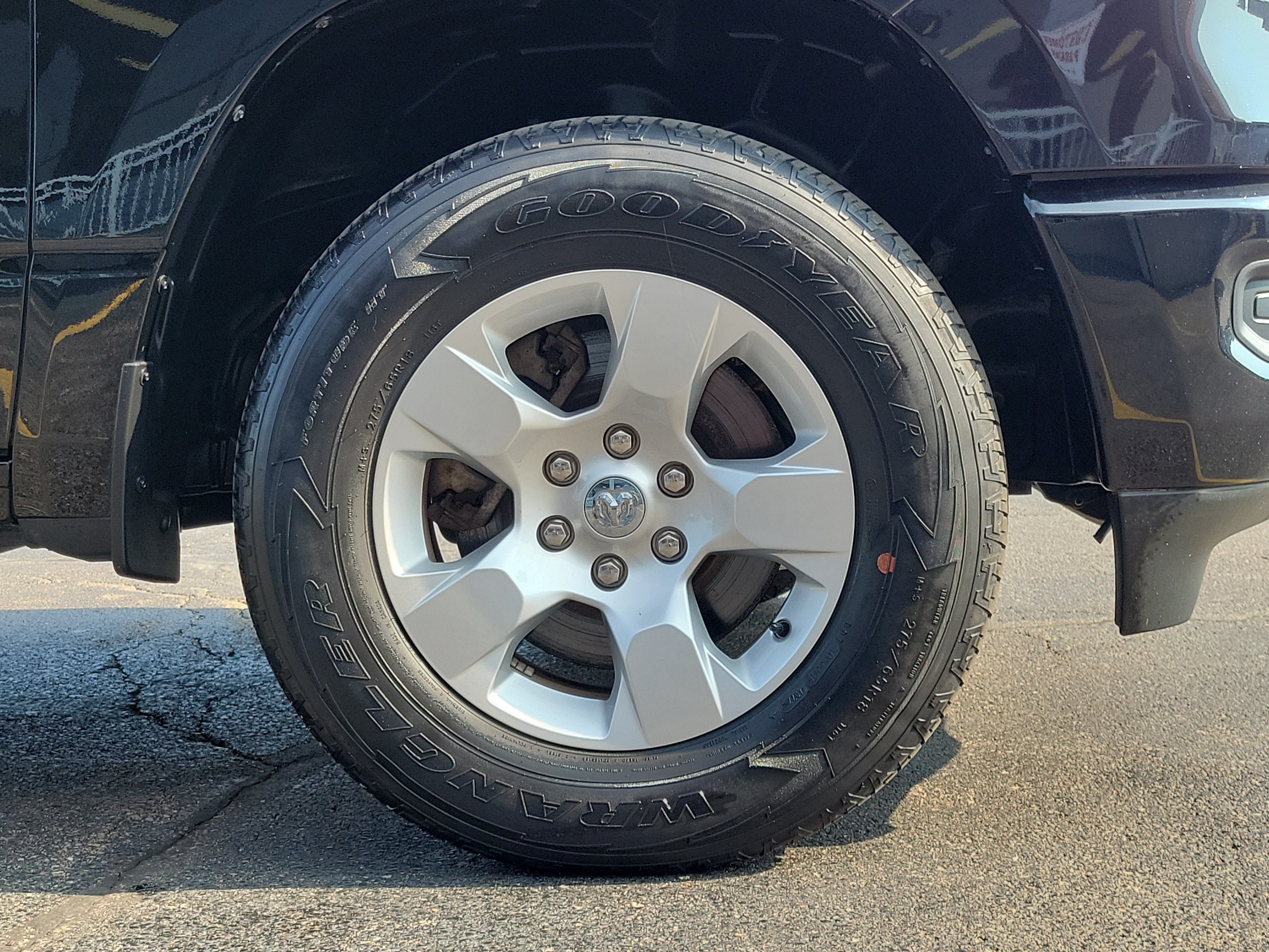 Used 2023 RAM 1500 Big Horn AWD/4WD image 5