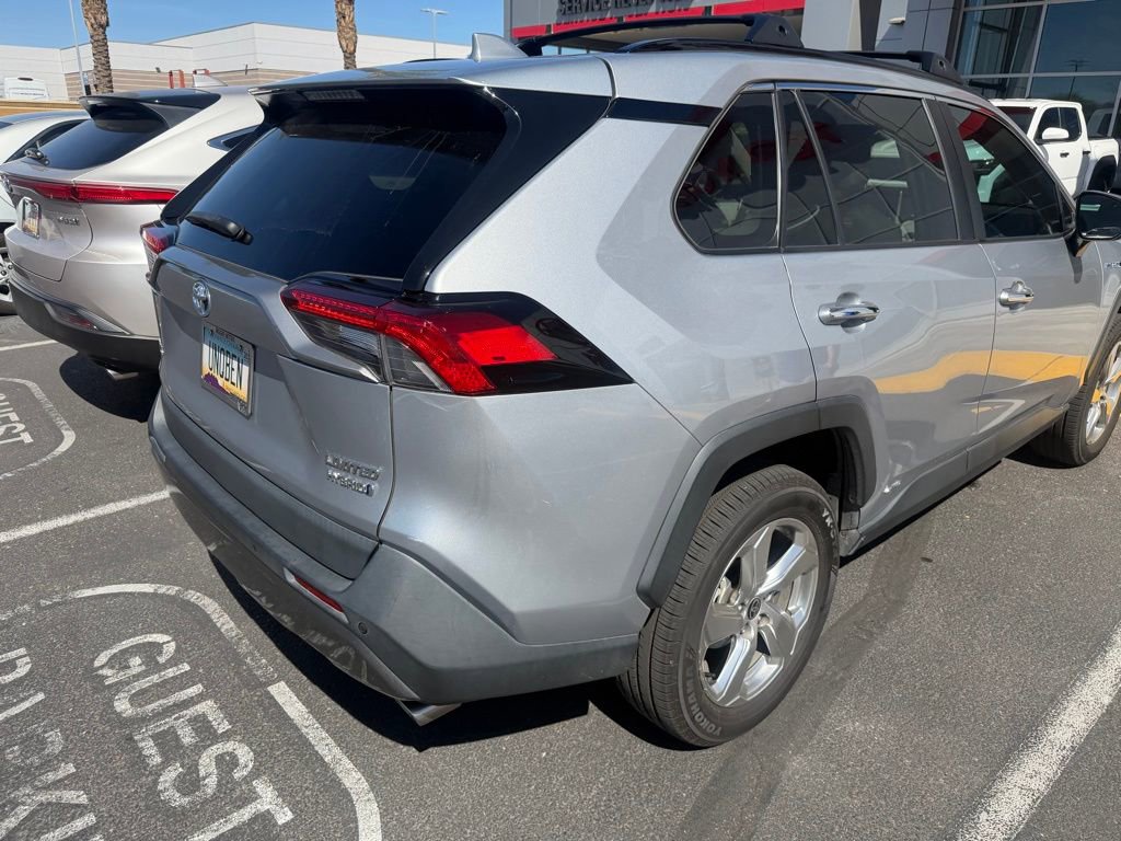 Used 2021 Toyota RAV4 Limited image 3