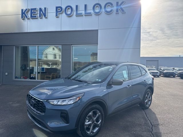 New 2026 Ford Escape ST-Line w/ Tech Pack #1 AWD/4WD image 2