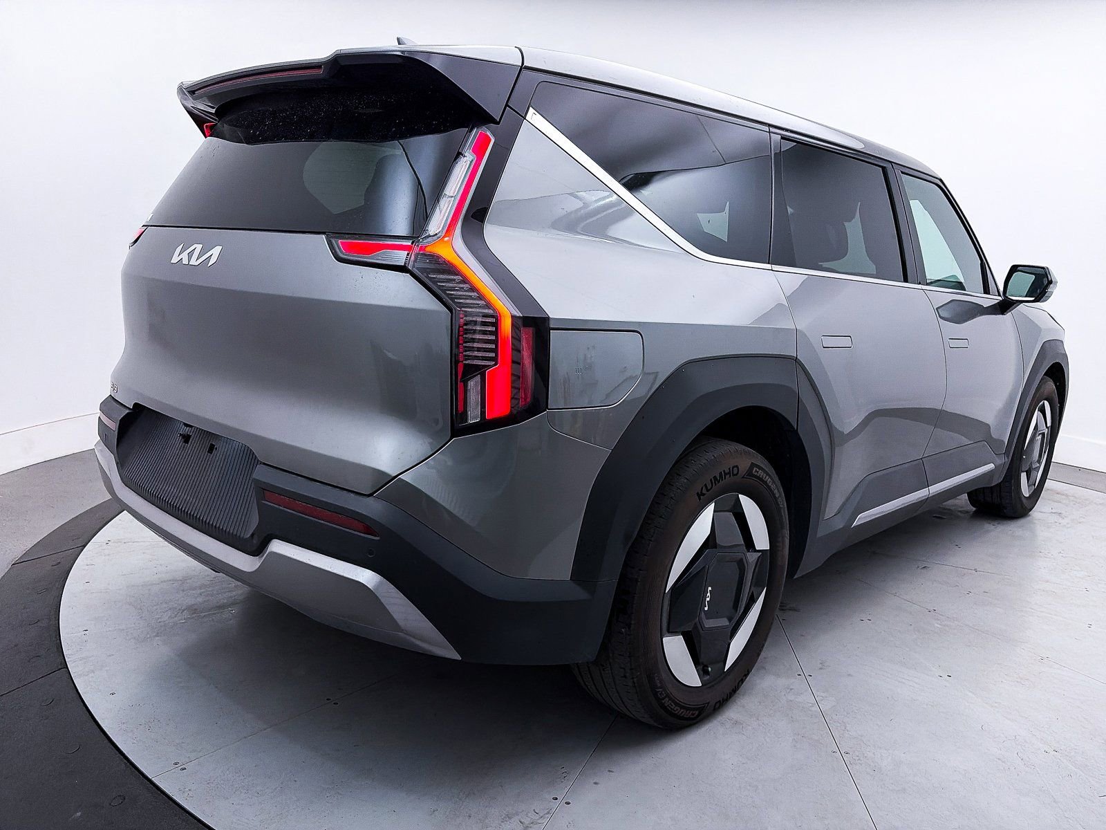 Used 2024 Kia EV9 Light Long Range image 15