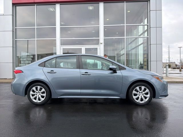 Certified 2022 Toyota Corolla LE w/ Carpet Mat Package (TMS) image 6