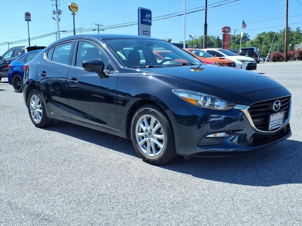 Used 2018 MAZDA MAZDA3 Sport w/ Preferred Equipment Package FWD image 13