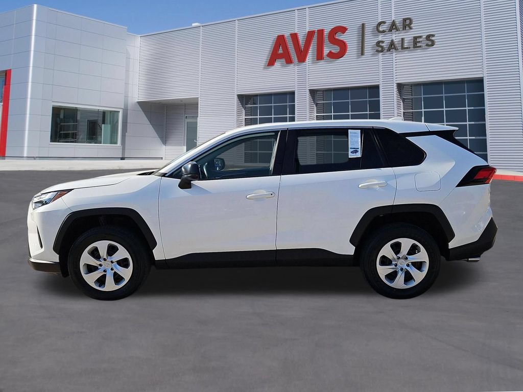 Used 2025 Toyota RAV4 LE FWD image 10