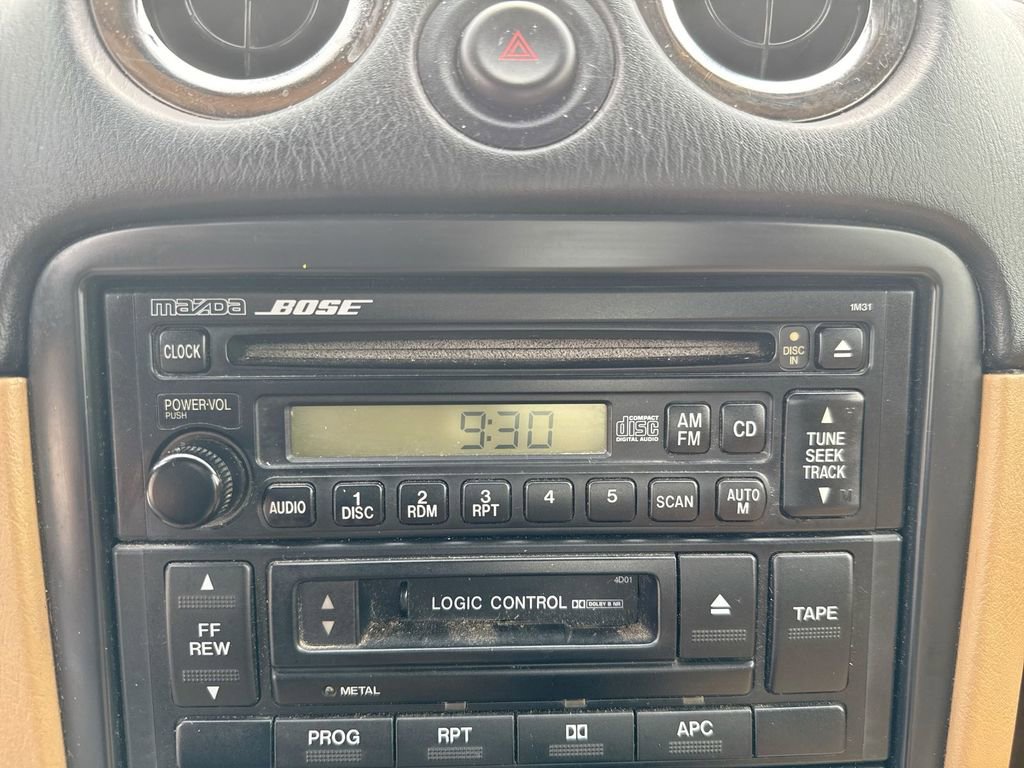 Used 1999 MAZDA MX-5 Miata image 26