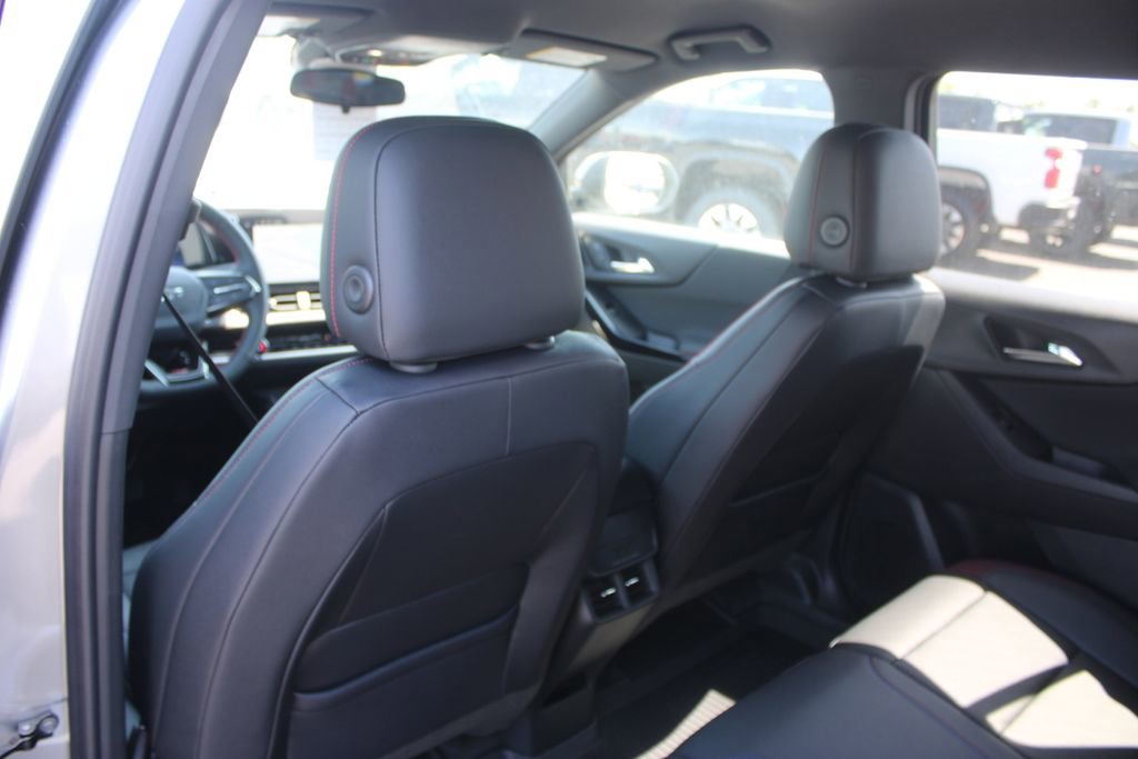 New 2026 Chevrolet Equinox ACTIV w/ Convenience Package III FWD image 25