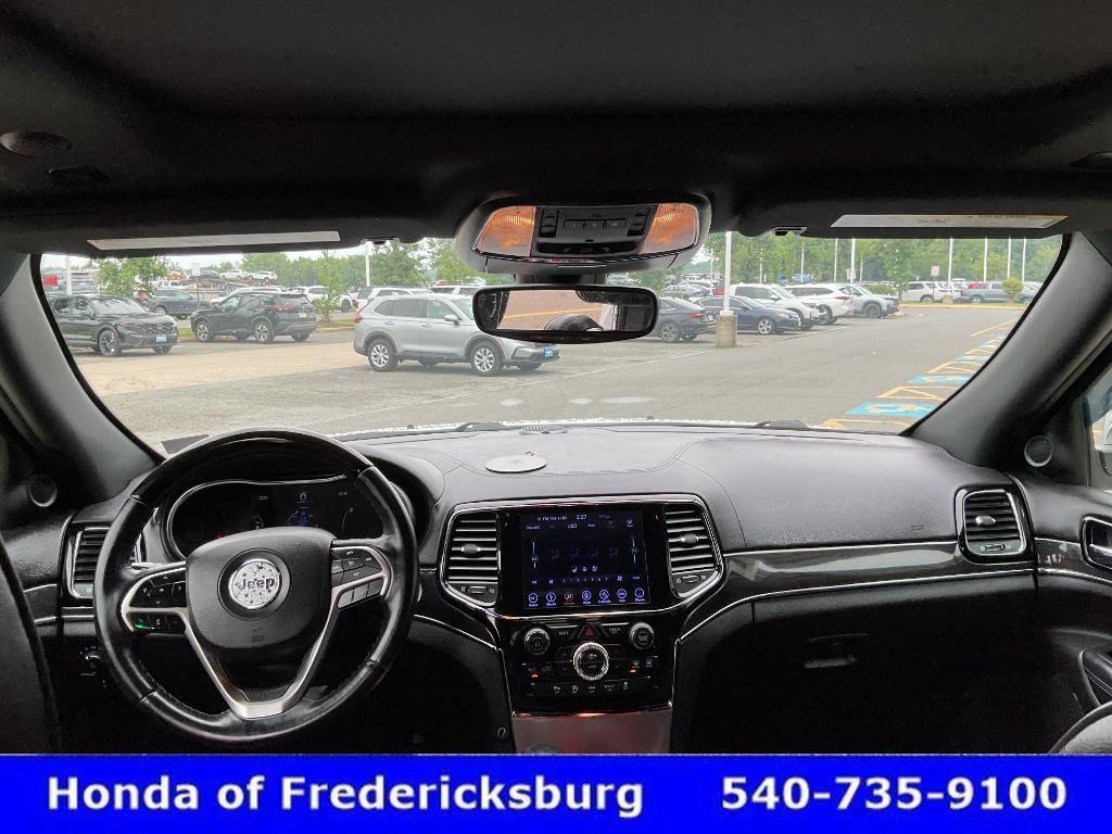 Used 2019 Jeep Grand Cherokee Overland AWD/4WD image 45