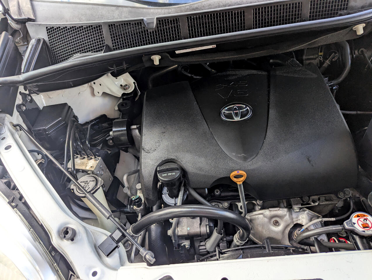 Used 2018 Toyota Sienna L image 24