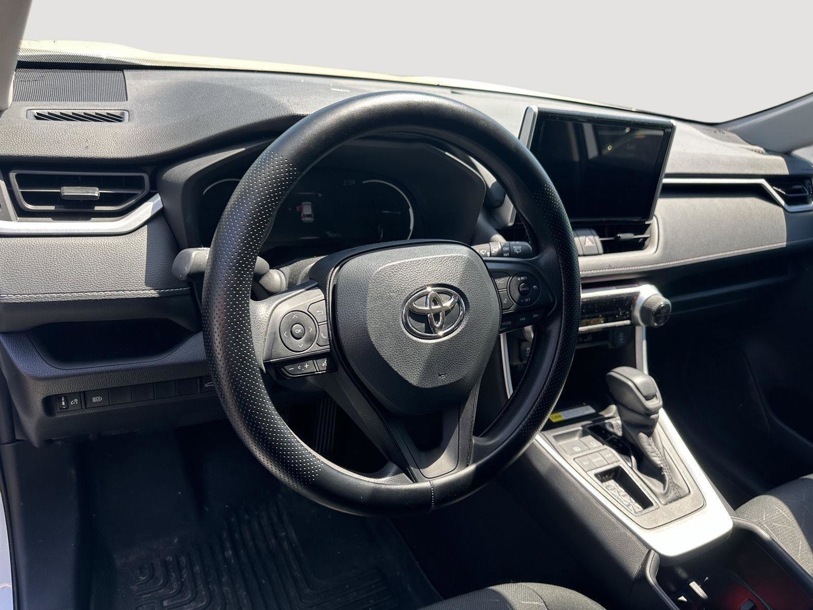 Certified 2024 Toyota RAV4 XLE w/ Convenience Package image 10