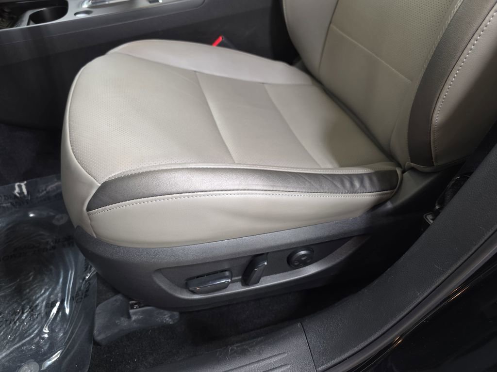 Certified 2023 INFINITI QX50 Luxe AWD/4WD image 26