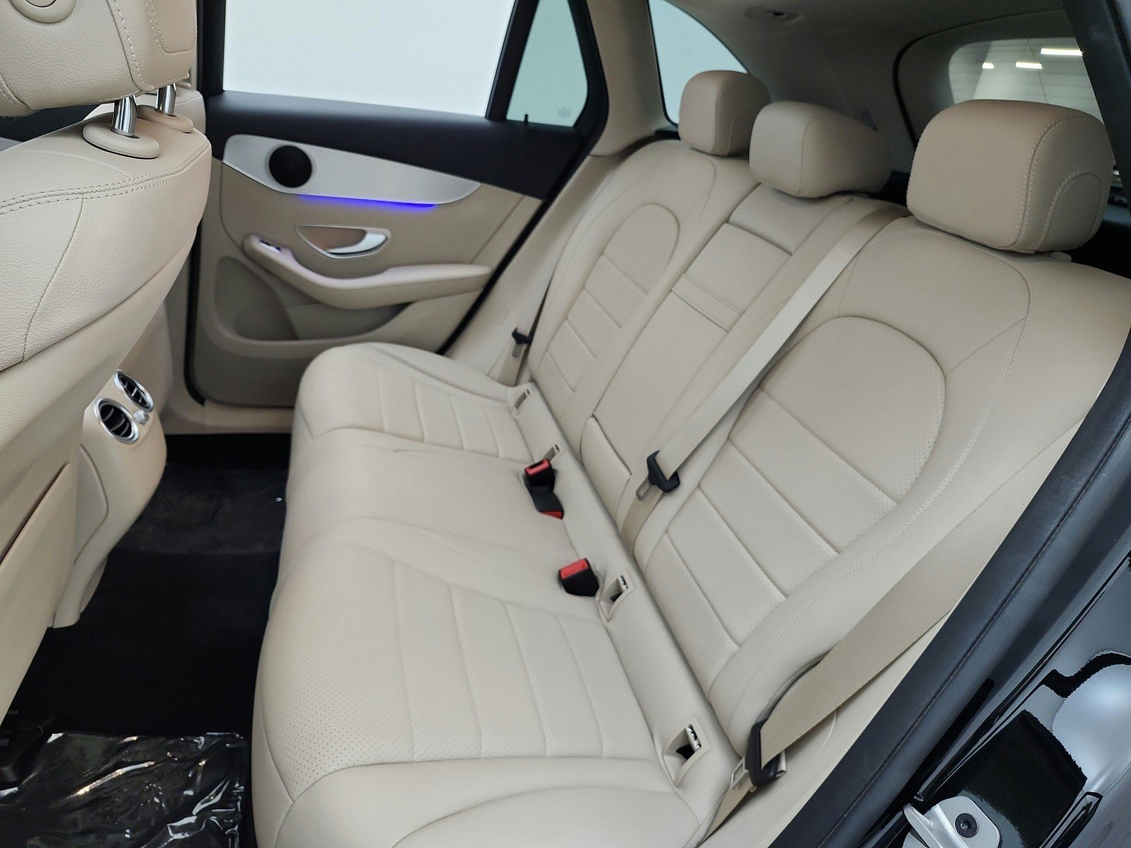 Used 2022 Mercedes-Benz GLC 300 image 13
