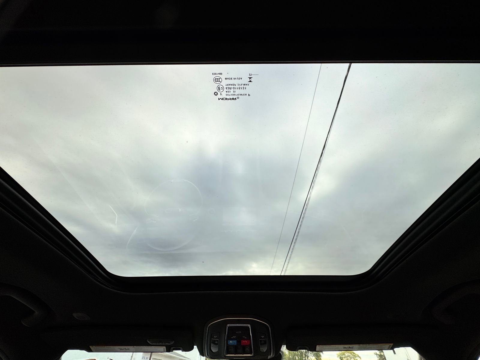 New 2025 Jeep Grand Cherokee Limited w/ Luxury Tech Group II image 30