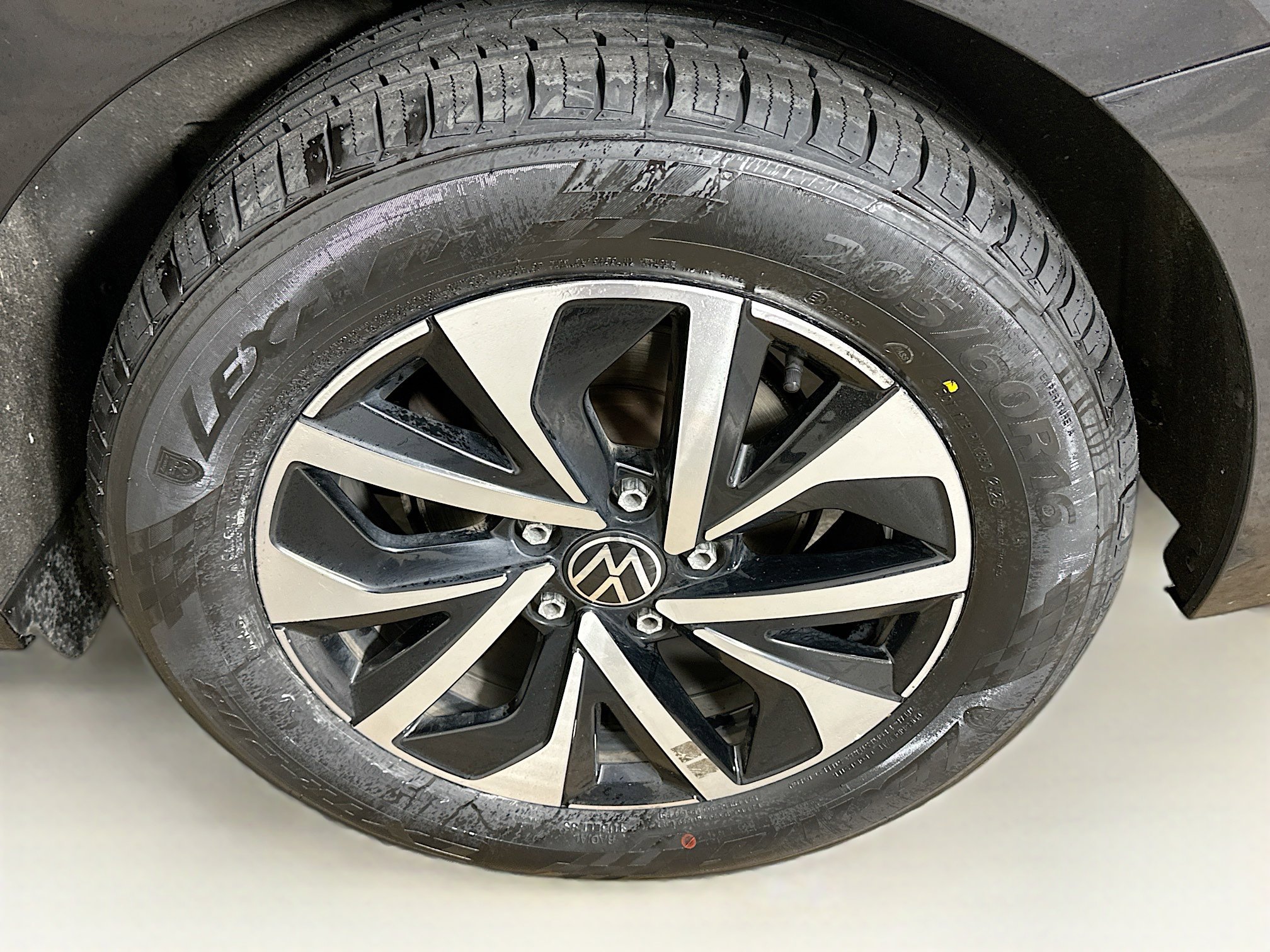 Used 2024 Volkswagen Jetta S image 11