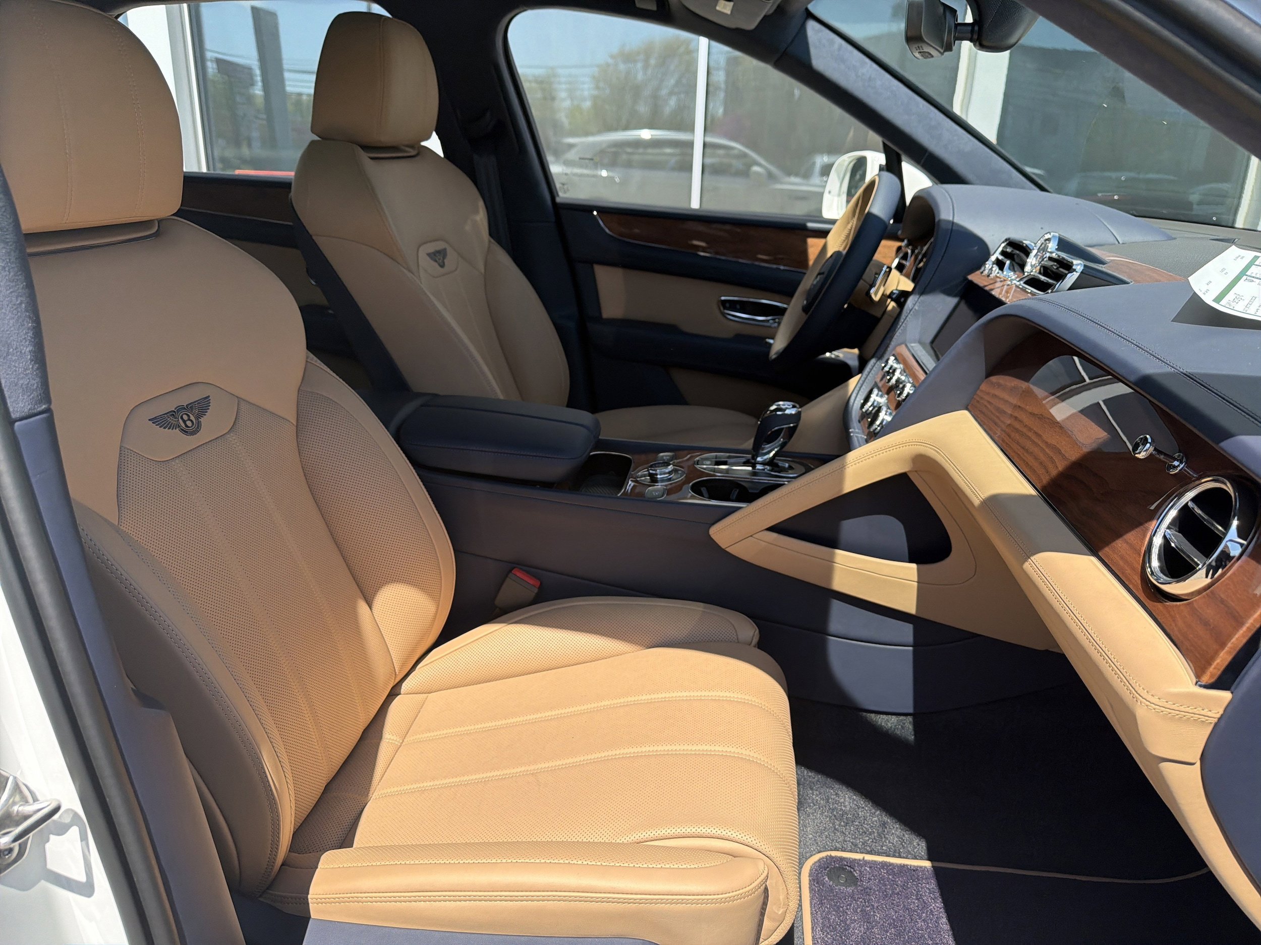 New 2026 Bentley Bentayga AWD/4WD image 2