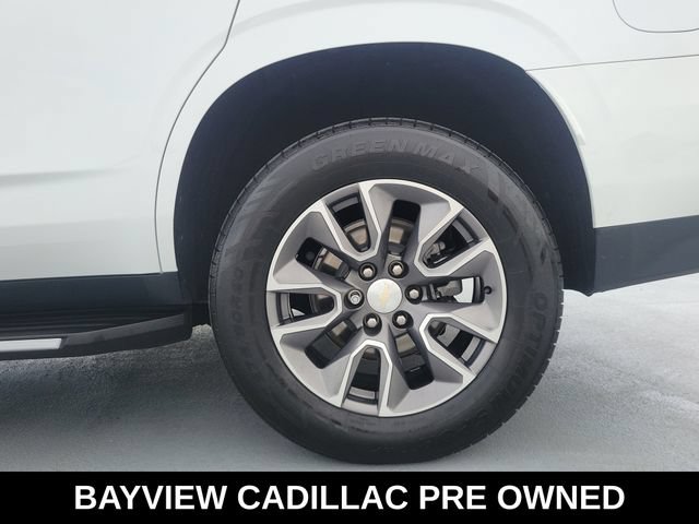 Used 2022 Chevrolet Tahoe LT w/ Luxury Package RWD image 17