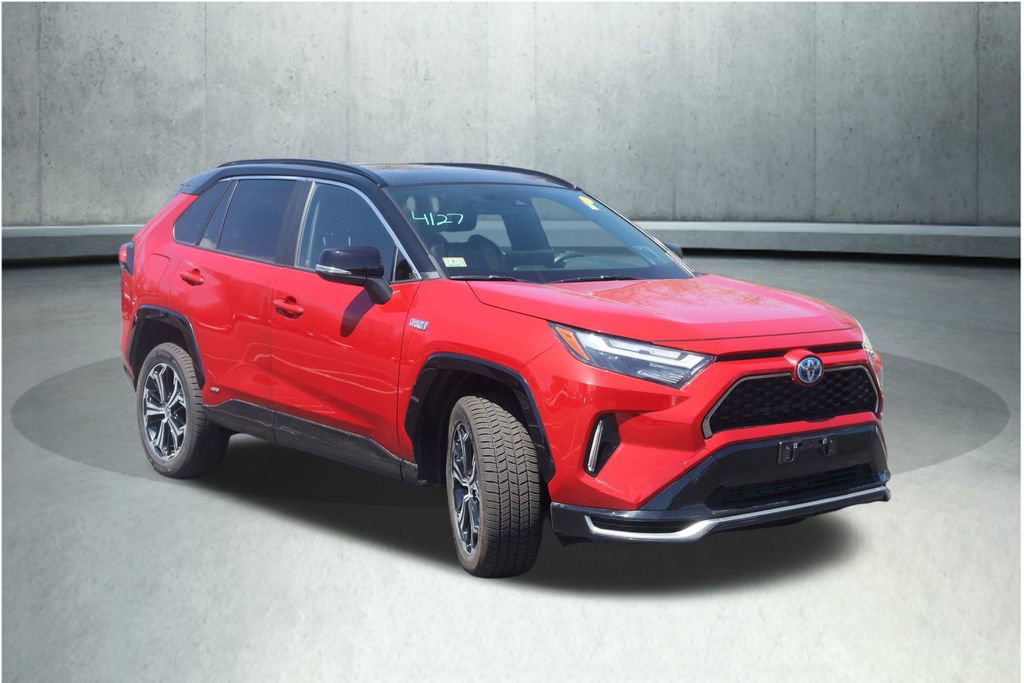Used 2024 Toyota RAV4 XSE w/ Weather Package AWD/4WD image 9